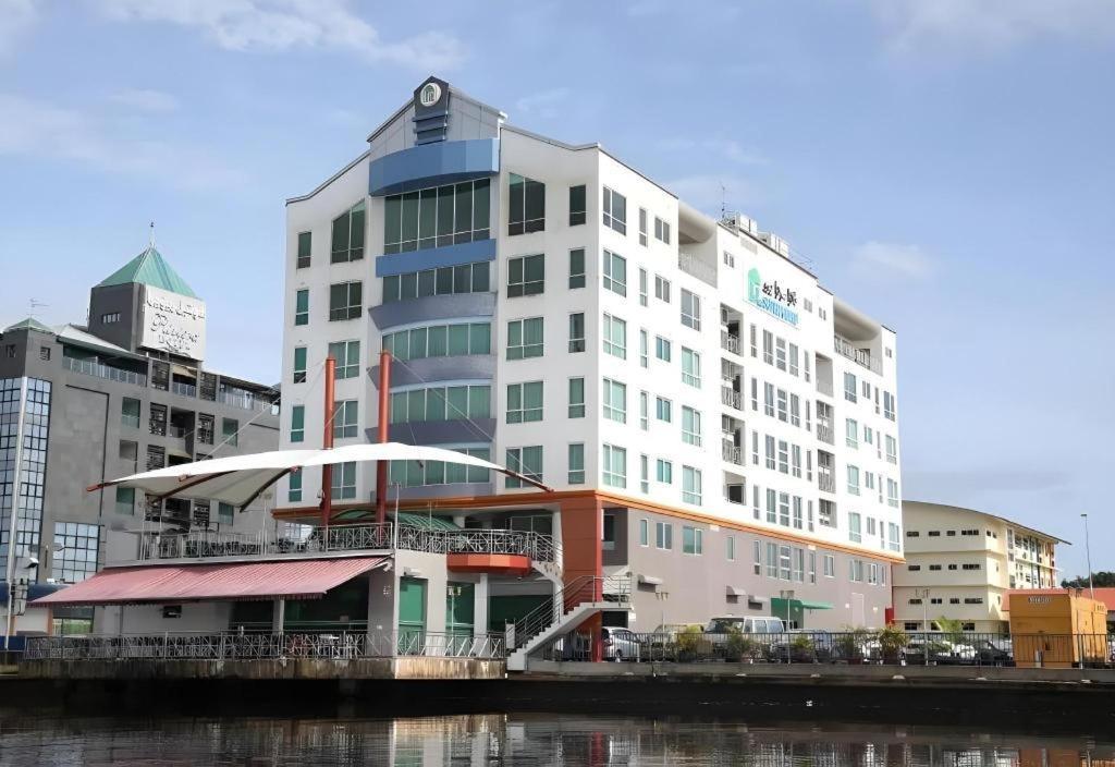 Plaza Sutera Biru Hotel Kuala Belait Exterior photo